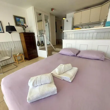 Retro Boat Callao Salvaje